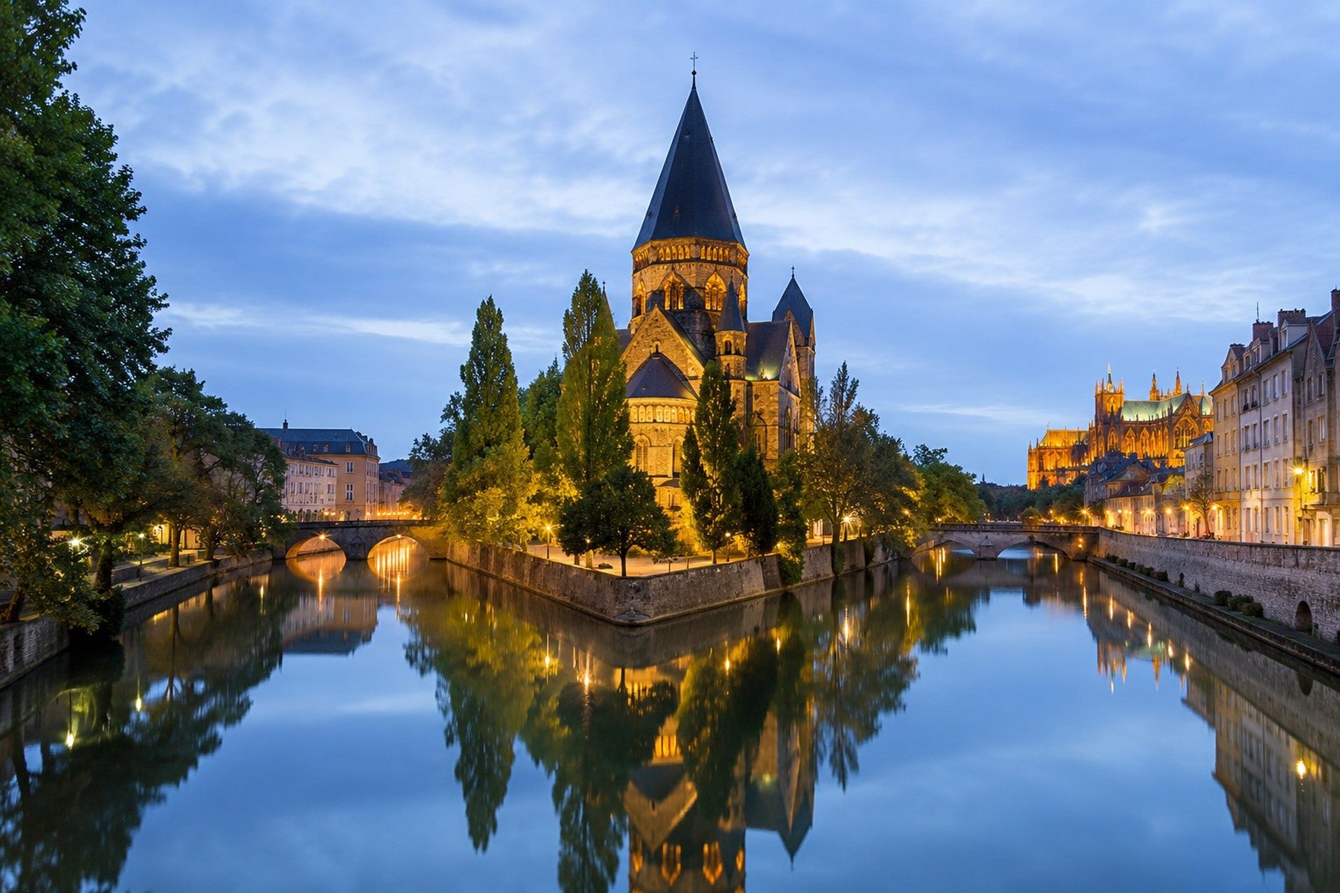 METZ