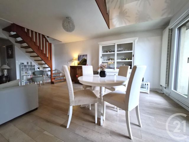 Appartement F5 à vendre - 4 pièces - 100.33 m2 - METZ - 57 - LORRAINE - Century 21 Immo Val