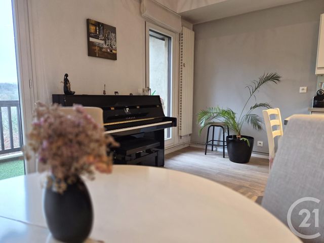 Appartement F5 à vendre - 4 pièces - 100.33 m2 - METZ - 57 - LORRAINE - Century 21 Immo Val