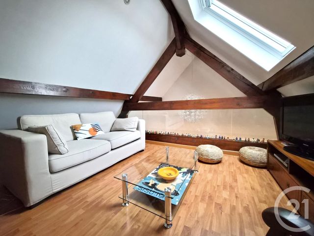 Appartement F5 à vendre - 4 pièces - 100.33 m2 - METZ - 57 - LORRAINE - Century 21 Immo Val