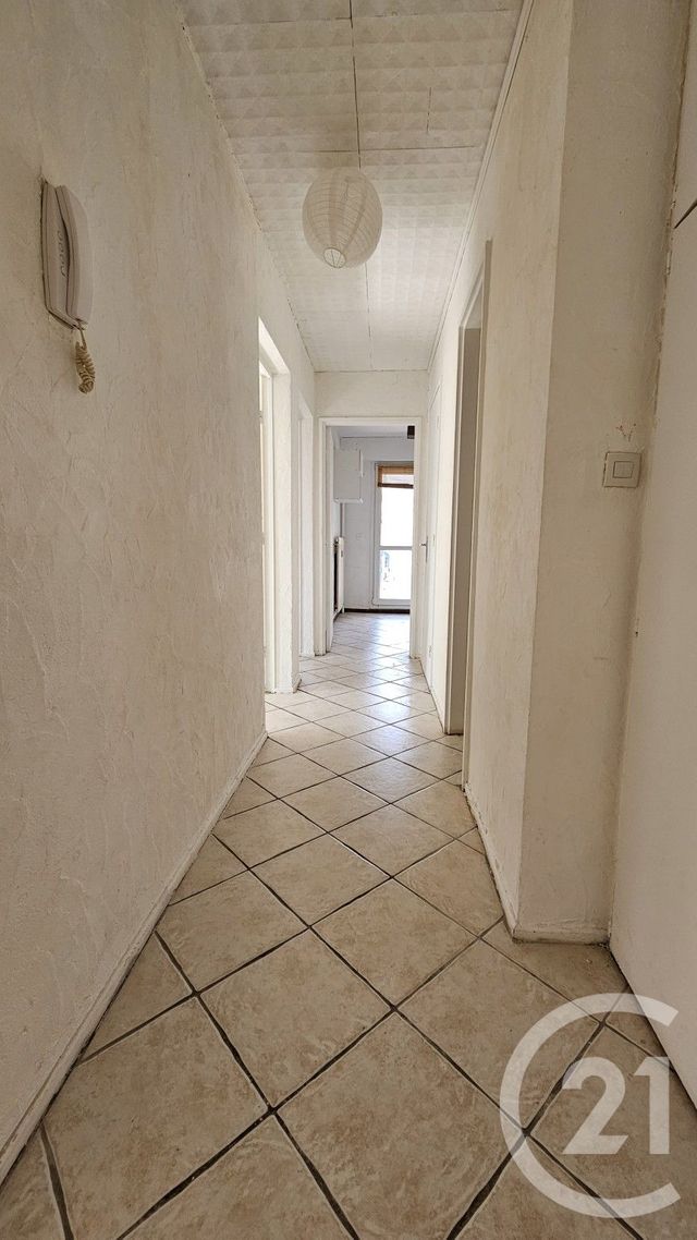 Appartement F3 à vendre - 3 pièces - 63.41 m2 - METZ - 57 - LORRAINE - Century 21 Immo Val