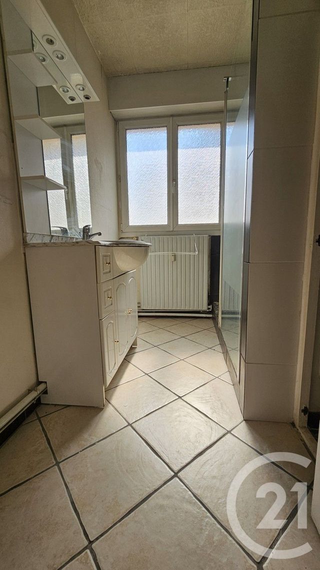 Appartement F3 à vendre - 3 pièces - 63.41 m2 - METZ - 57 - LORRAINE - Century 21 Immo Val