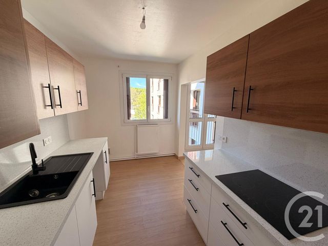 Appartement 2 pieces à louer - 2 pièces - 48.89 m2 - METZ - 57 - LORRAINE - Century 21 Immo Val