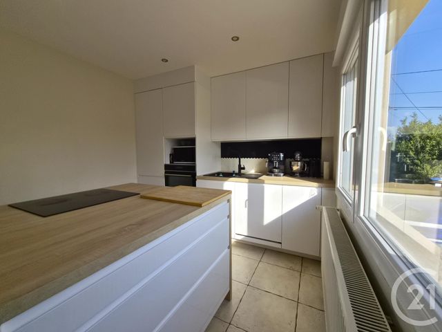 Appartement F5 à vendre - 5 pièces - 116.18 m2 - MAIZIERES LES METZ - 57 - LORRAINE - Century 21 Immo Val