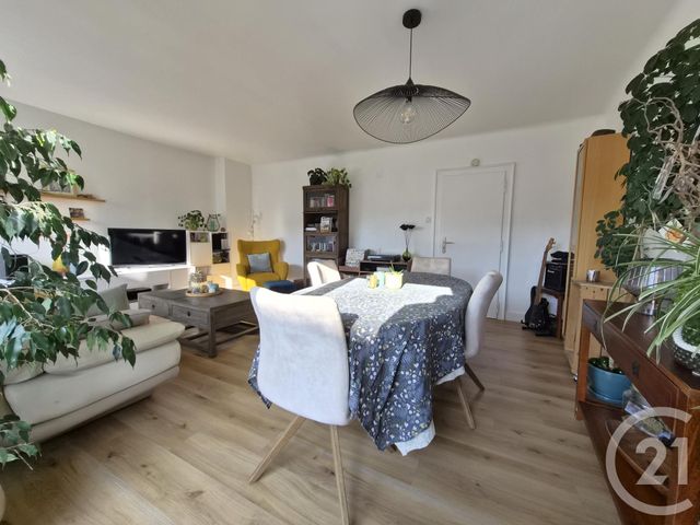 Appartement F3 à vendre - 3 pièces - 82.98 m2 - MONTIGNY LES METZ - 57 - LORRAINE - Century 21 Immo Val