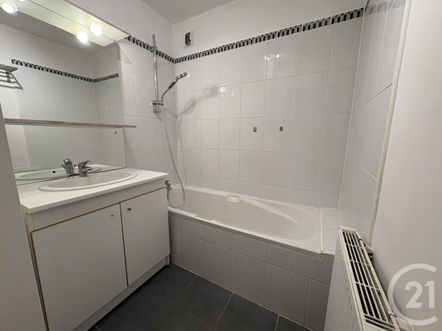 Appartement à vendre - 3 pièces - 59.13 m2 - NORROY LE VENEUR - 57 - LORRAINE - Century 21 Immo Val