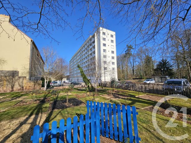 Afficher la photo en grand Appartement F4 à vendre - 4 pièces - 91.25 m2 - MONTIGNY LES METZ - 57 - LORRAINE - Century 21 Immo Val
