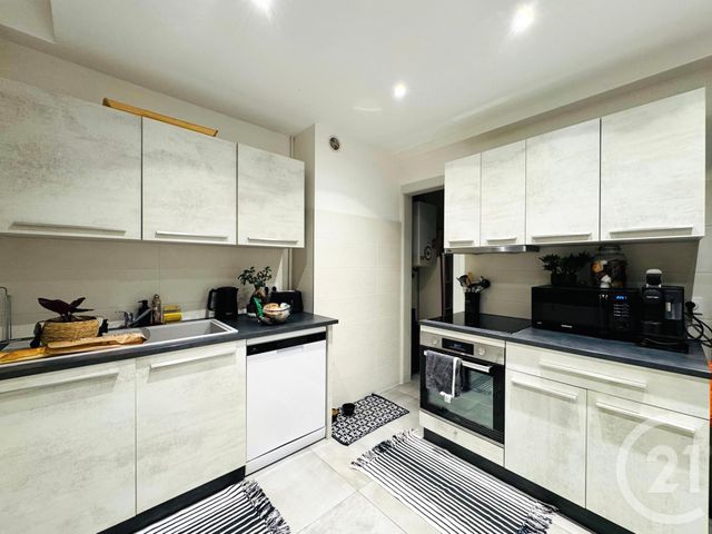 Afficher la photo en grand immeuble à vendre - 501.83 m2 - THIONVILLE - 57 - LORRAINE - Century 21 Immo Val