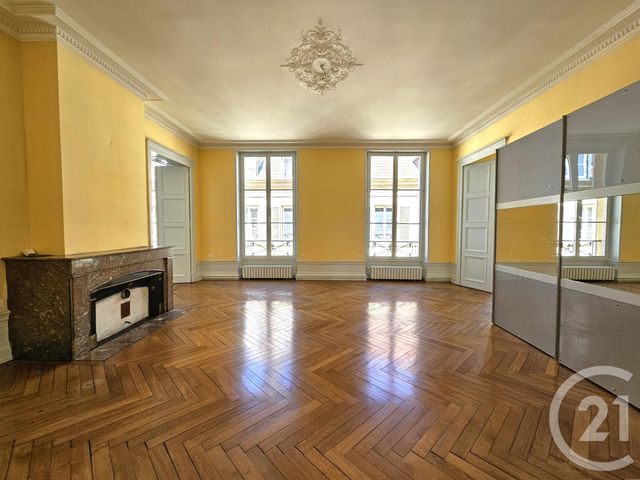 Afficher la photo en grand Appartement F8 à vendre - 8 pièces - 195.6 m2 - METZ - 57 - LORRAINE - Century 21 Immo Val