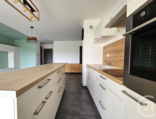 Afficher la photo en grand Appartement F5 à vendre - 5 pièces - 86.37 m2 - METZ - 57 - LORRAINE - Century 21 Immo Val