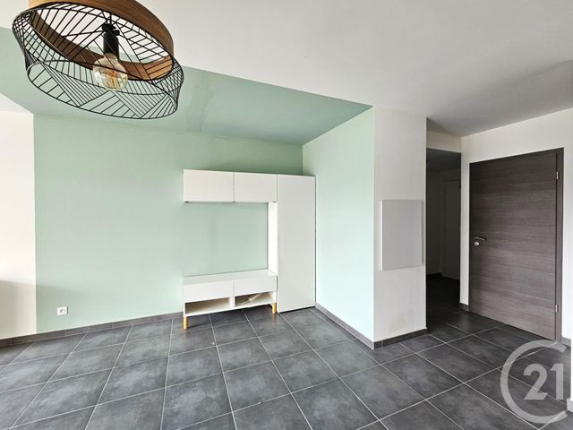 Afficher la photo en grand Appartement F5 à vendre - 5 pièces - 86.37 m2 - METZ - 57 - LORRAINE - Century 21 Immo Val