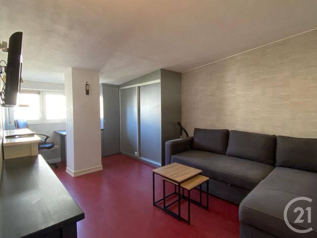 Appartement F1 à louer LE BAN ST MARTIN