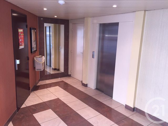 Appartement Studio à louer - 1 pièce - 25.48 m2 - METZ - 57 - LORRAINE - Century 21 Immo Val