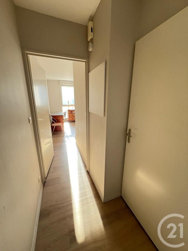 Appartement Studio à louer - 1 pièce - 25.48 m2 - METZ - 57 - LORRAINE - Century 21 Immo Val