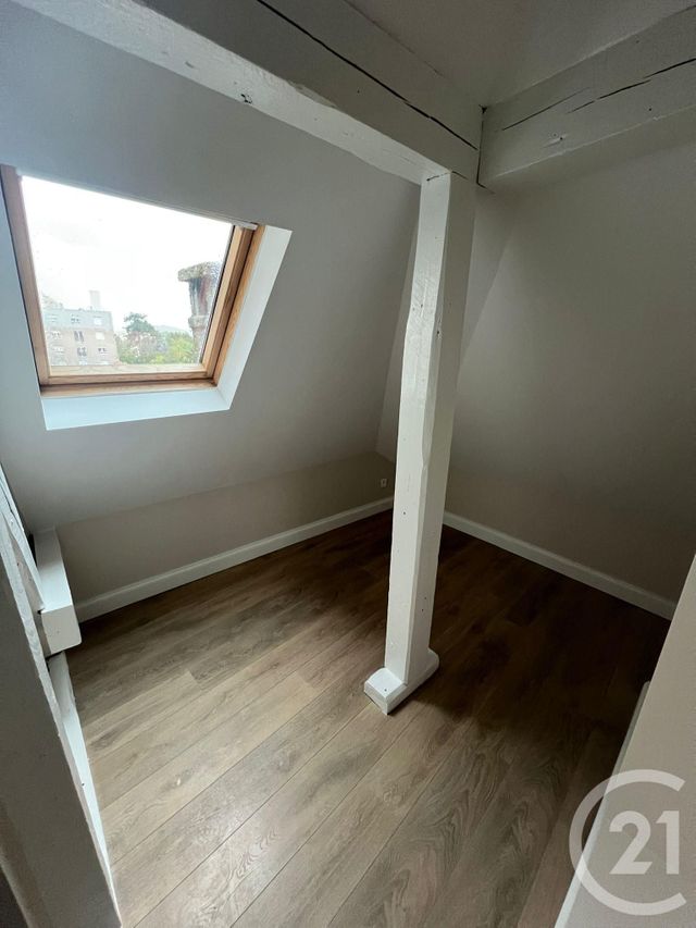 Appartement T2 à louer - 2 pièces - 67.11 m2 - METZ - 57 - LORRAINE - Century 21 Immo Val