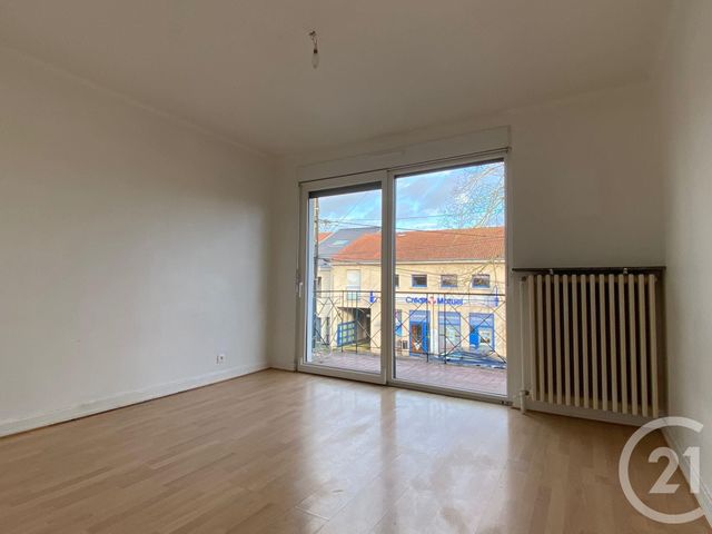 Appartement F5 à louer - 6 pièces - 127.98 m2 - METZ - 57 - LORRAINE - Century 21 Immo Val