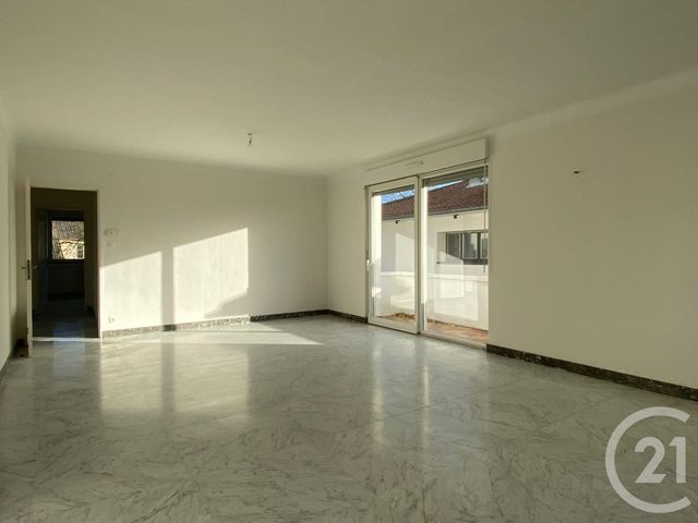 Appartement F5 à louer - 6 pièces - 127.98 m2 - METZ - 57 - LORRAINE - Century 21 Immo Val