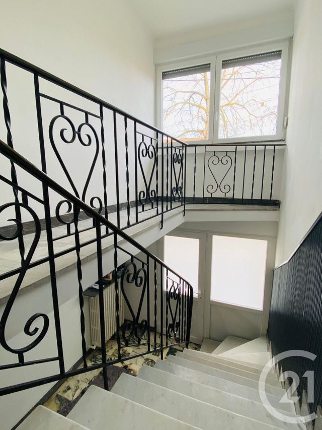 Appartement F5 à louer - 6 pièces - 127.98 m2 - METZ - 57 - LORRAINE - Century 21 Immo Val