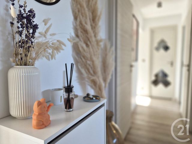 Appartement F4 à vendre - 4 pièces - 76.42 m2 - METZ - 57 - LORRAINE - Century 21 Immo Val