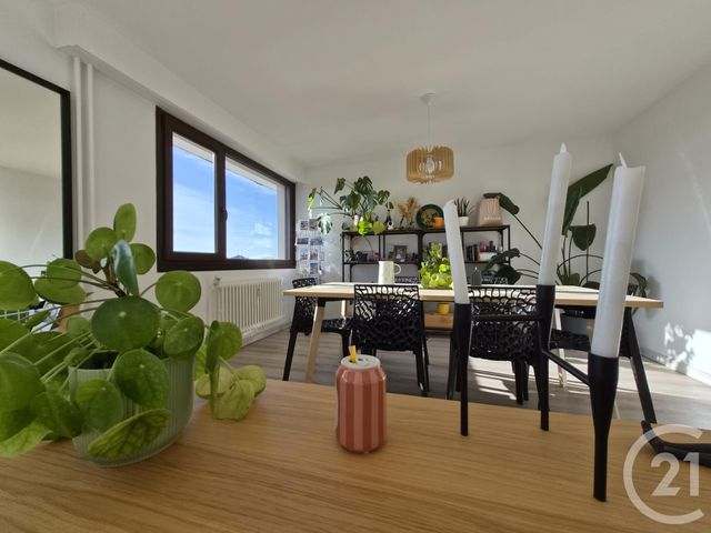 Appartement F4 à vendre - 4 pièces - 76.42 m2 - METZ - 57 - LORRAINE - Century 21 Immo Val