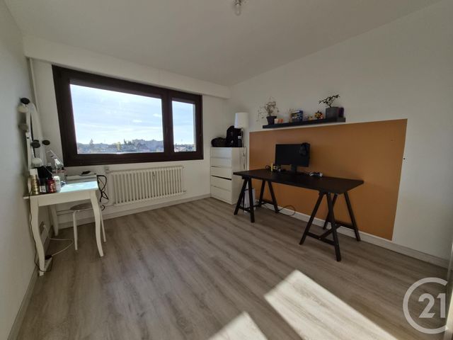 Appartement F4 à vendre - 4 pièces - 76.42 m2 - METZ - 57 - LORRAINE - Century 21 Immo Val