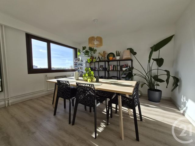 Appartement F4 à vendre - 4 pièces - 76.42 m2 - METZ - 57 - LORRAINE - Century 21 Immo Val