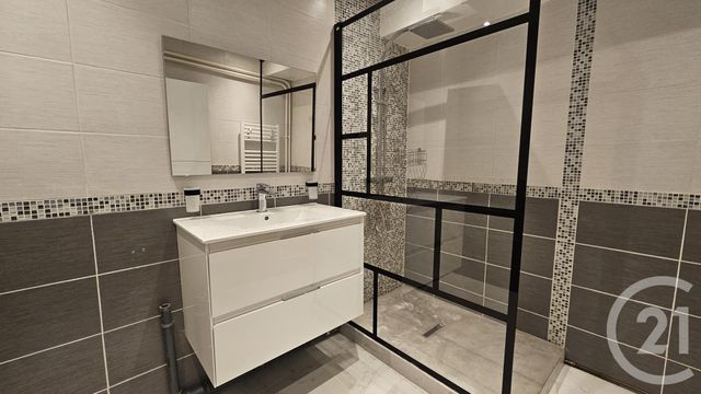 Appartement F3 à vendre - 3 pièces - 61.95 m2 - METZ - 57 - LORRAINE - Century 21 Immo Val