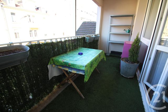 Appartement F1 à louer - 1 pièce - 34.7 m2 - METZ - 57 - LORRAINE - Century 21 Immo Val