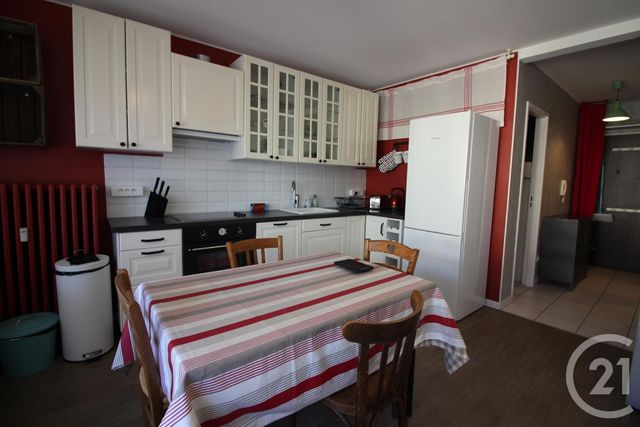 Appartement F1 à louer - 1 pièce - 34.7 m2 - METZ - 57 - LORRAINE - Century 21 Immo Val
