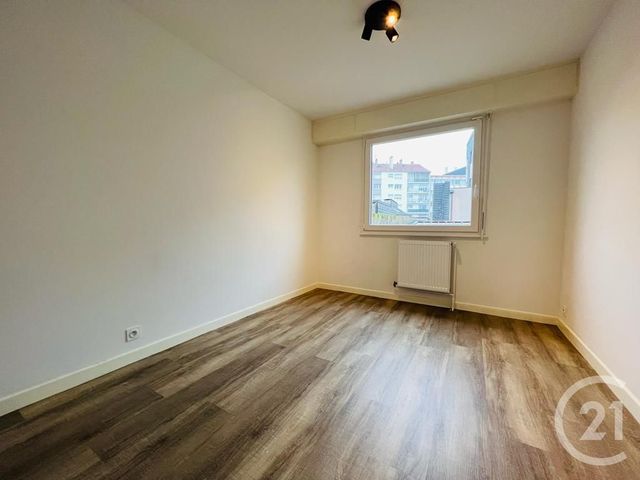 Appartement à louer - 4 pièces - 83.5 m2 - METZ - 57 - LORRAINE - Century 21 Immo Val