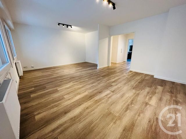 Appartement à louer - 4 pièces - 83.5 m2 - METZ - 57 - LORRAINE - Century 21 Immo Val
