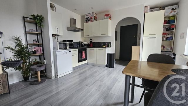 Afficher la photo en grand Appartement F2 à vendre - 2 pièces - 47.84 m2 - LONGEVILLE LES METZ - 57 - LORRAINE - Century 21 Immo Val