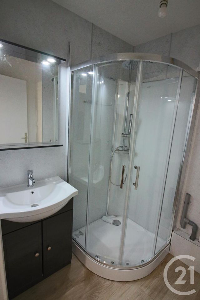 Appartement à louer - 2 pièces - 45.93 m2 - METZ - 57 - LORRAINE - Century 21 Immo Val