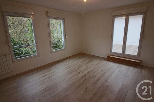 Appartement à louer - 2 pièces - 45.93 m2 - METZ - 57 - LORRAINE - Century 21 Immo Val