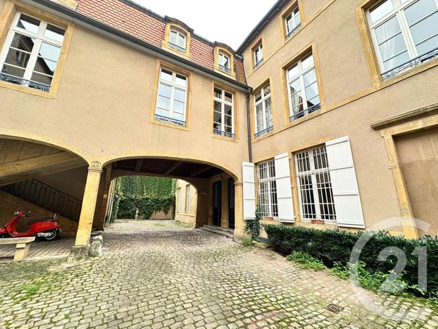Appartement F5 à louer - 5 pièces - 172.14 m2 - METZ - 57 - LORRAINE - Century 21 Immo Val