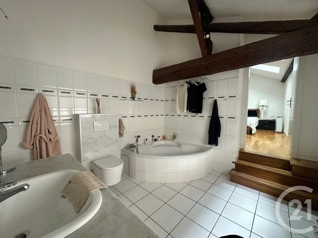 Appartement F5 à louer - 5 pièces - 172.14 m2 - METZ - 57 - LORRAINE - Century 21 Immo Val