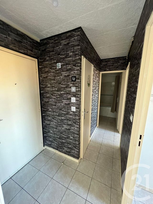 Appartement F2 à louer - 2 pièces - 44.52 m2 - METZ - 57 - LORRAINE - Century 21 Immo Val