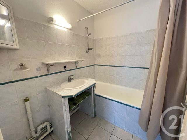 Appartement F2 à louer - 2 pièces - 44.52 m2 - METZ - 57 - LORRAINE - Century 21 Immo Val