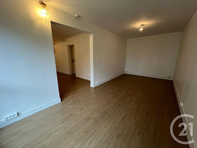 Appartement à louer - 2 pièces - 59.52 m2 - METZ - 57 - LORRAINE - Century 21 Immo Val