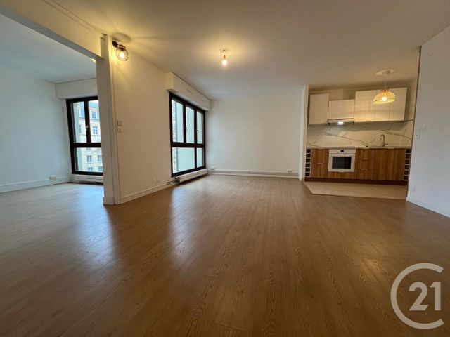 Appartement à louer - 2 pièces - 59.52 m2 - METZ - 57 - LORRAINE - Century 21 Immo Val