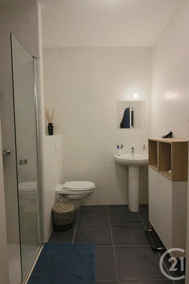 Appartement à louer - 2 pièces - 47.2 m2 - METZ - 57 - LORRAINE - Century 21 Immo Val