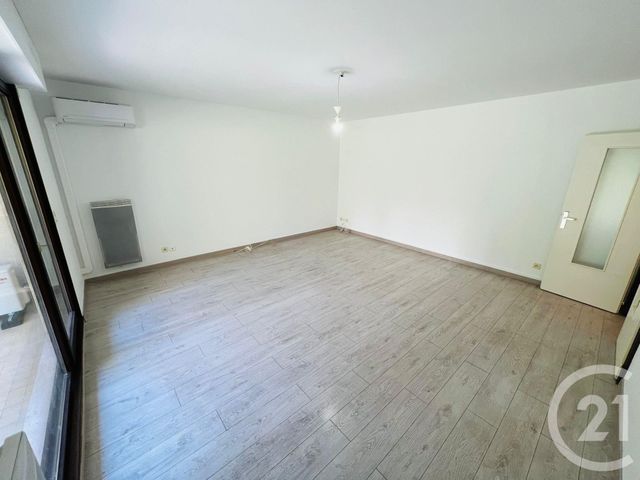 Appartement F3 à louer - 3 pièces - 74.08 m2 - MONTIGNY LES METZ - 57 - LORRAINE - Century 21 Immo Val