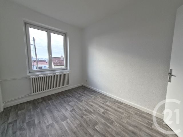Appartement F5 à vendre - 5 pièces - 80.59 m2 - METZ - 57 - LORRAINE - Century 21 Immo Val