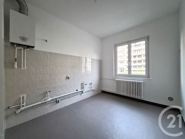 Appartement F5 à vendre - 5 pièces - 80.59 m2 - METZ - 57 - LORRAINE - Century 21 Immo Val