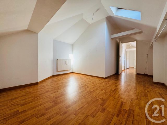 Appartement F5 à louer - 5 pièces - 98.5 m2 - METZ - 57 - LORRAINE - Century 21 Immo Val