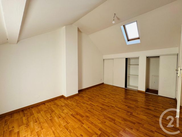 Appartement F5 à louer - 5 pièces - 98.5 m2 - METZ - 57 - LORRAINE - Century 21 Immo Val