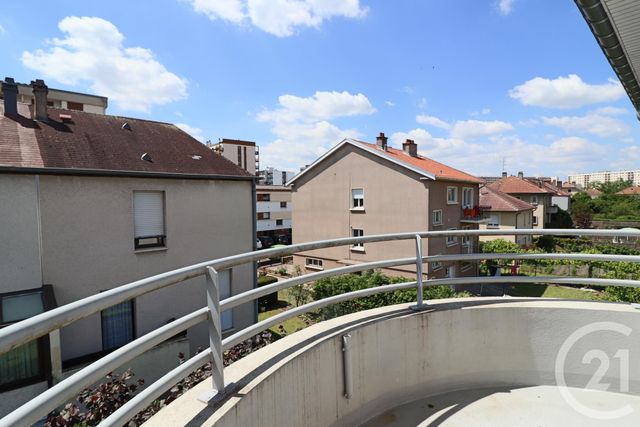 Appartement F3 à louer - 3 pièces - 62.9 m2 - METZ - 57 - LORRAINE - Century 21 Immo Val