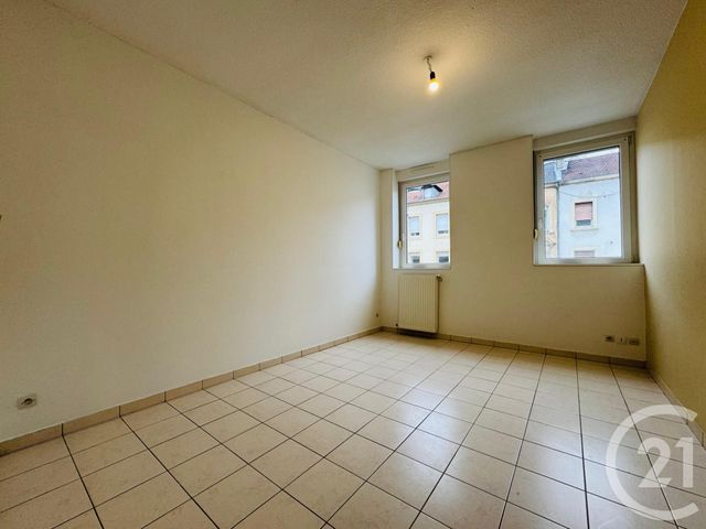 Appartement F3 à louer - 3 pièces - 71.64 m2 - KNUTANGE - 57 - LORRAINE - Century 21 Immo Val