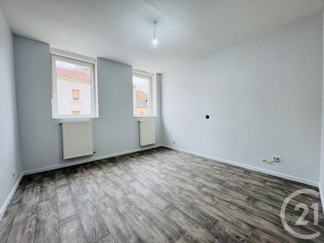 Appartement F3 à louer - 3 pièces - 71.64 m2 - KNUTANGE - 57 - LORRAINE - Century 21 Immo Val