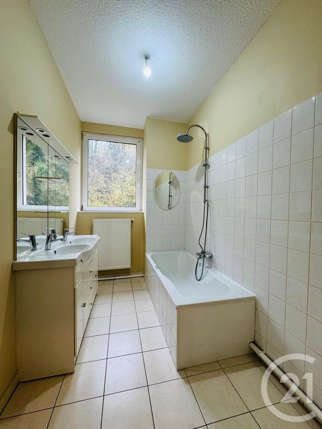 Appartement F3 à louer - 3 pièces - 71.64 m2 - KNUTANGE - 57 - LORRAINE - Century 21 Immo Val